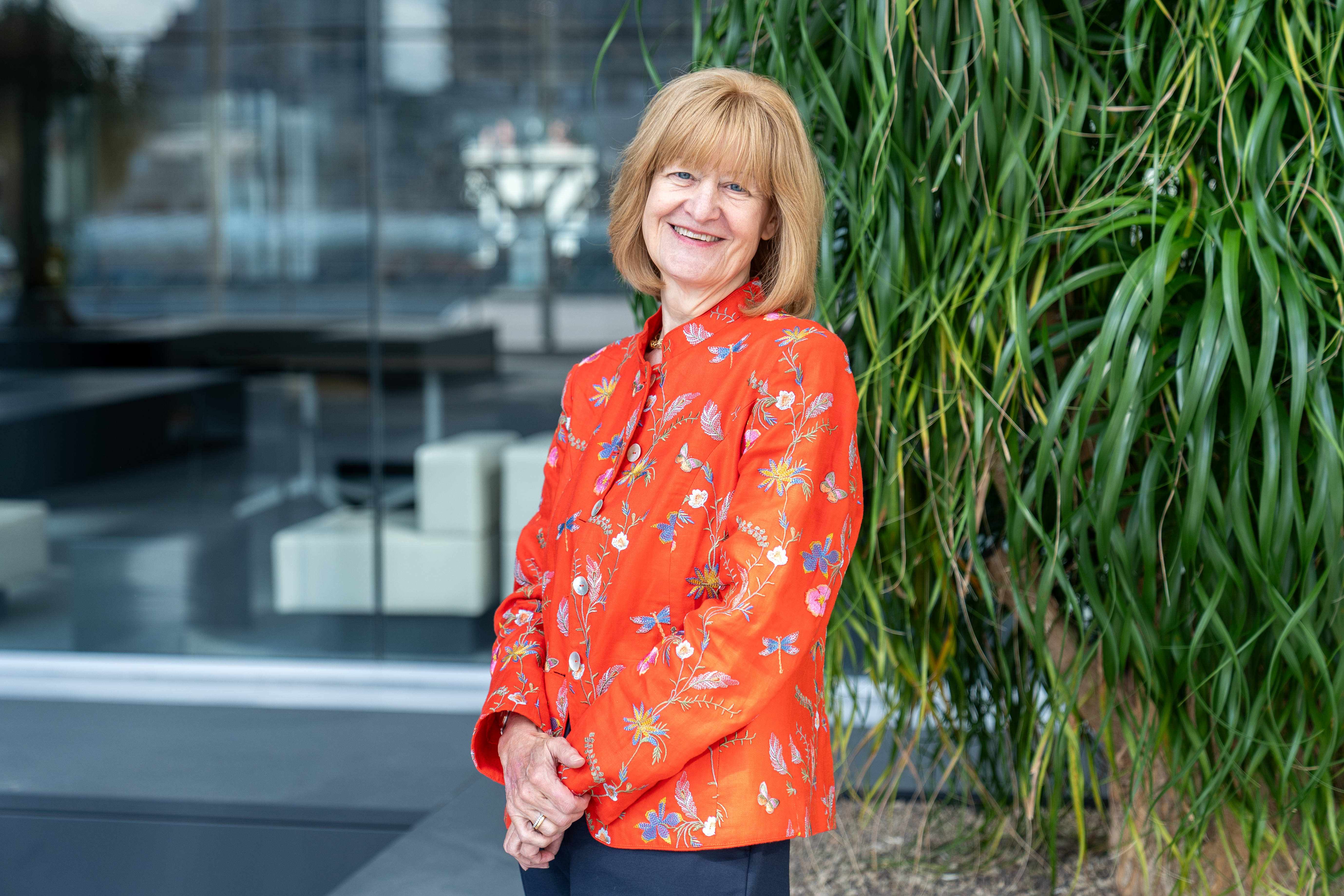 Prof. dr. Liesbeth Lijnzaad 